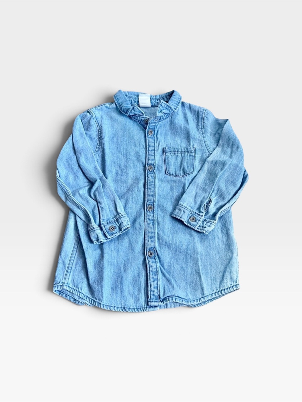 H&M Chambray Button Up Shirt